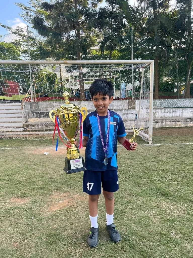Aayaan Dokania with Championship Trophy